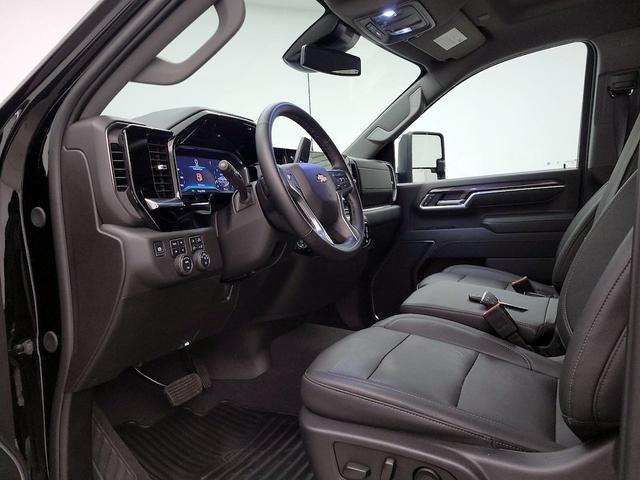 Photo of 2025 Black Chevrolet Silverado 2500