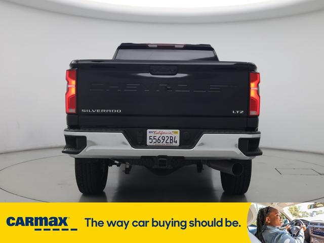 Photo of 2025 Black Chevrolet Silverado 2500