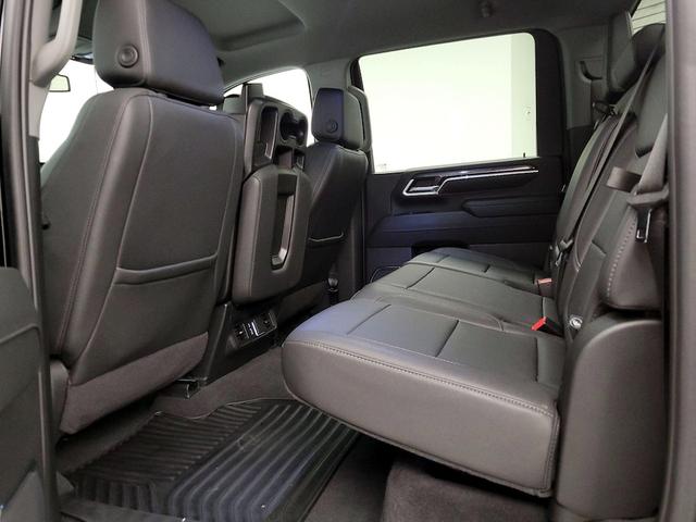 Photo of 2025 Black Chevrolet Silverado 2500