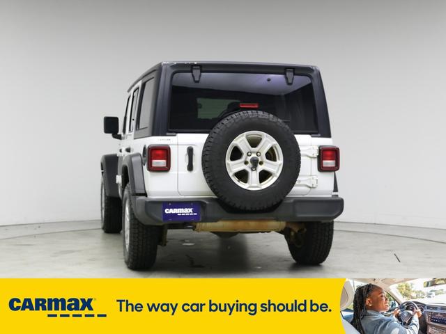 Photo of 2022 White Jeep Wrangler