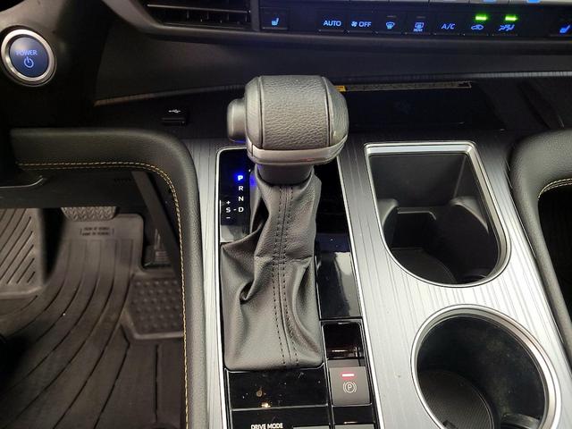 Photo of 2024 Black Toyota Sienna