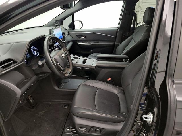 Photo of 2024 Black Toyota Sienna