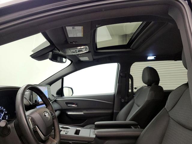 Photo of 2024 Black Toyota Sienna