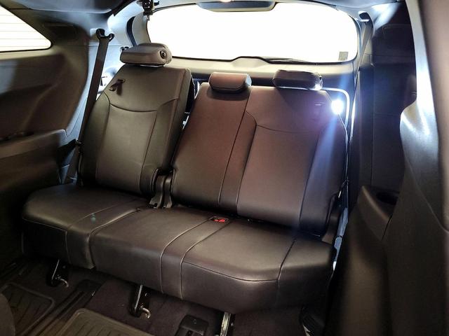Photo of 2024 Black Toyota Sienna