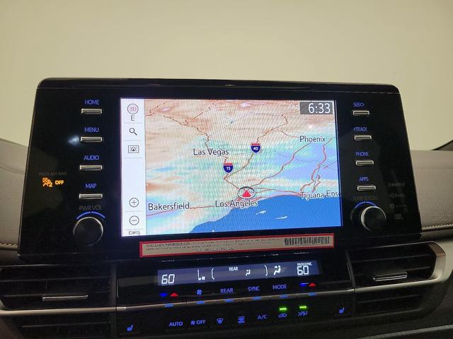 Photo of 2024 Black Toyota Sienna