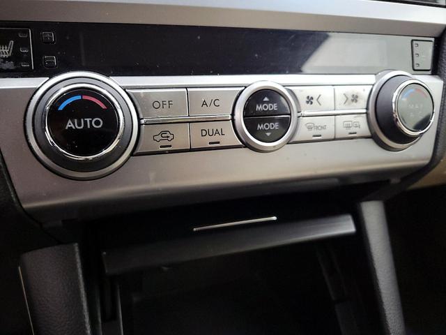 Photo of 2016 Blue Subaru Outback