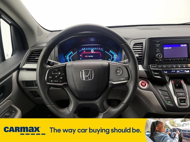Photo of 2018 Blue Honda Odyssey