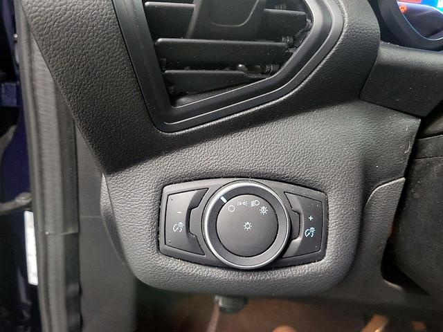 Photo of 2017 Blue Ford C-Max Energi