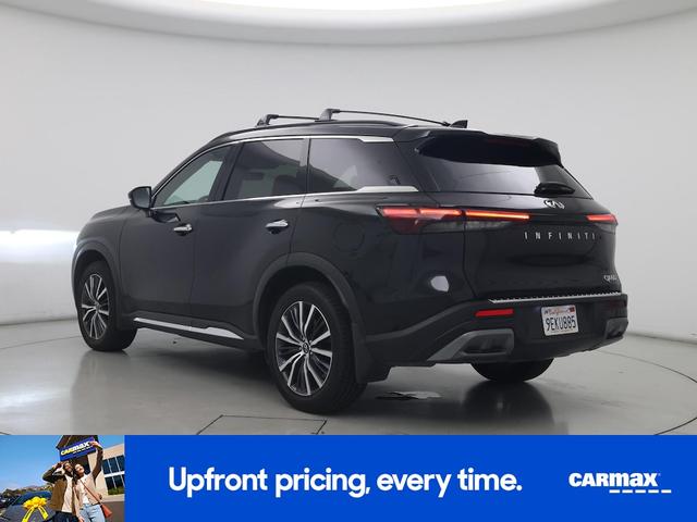Photo of 2023 Black INFINITI QX60