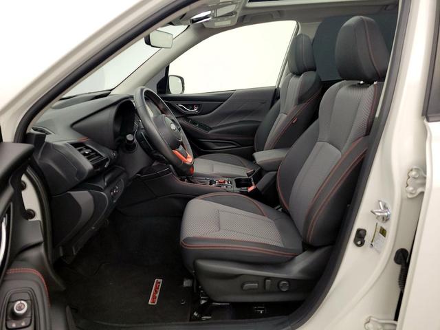 Photo of 2024 White Subaru Forester