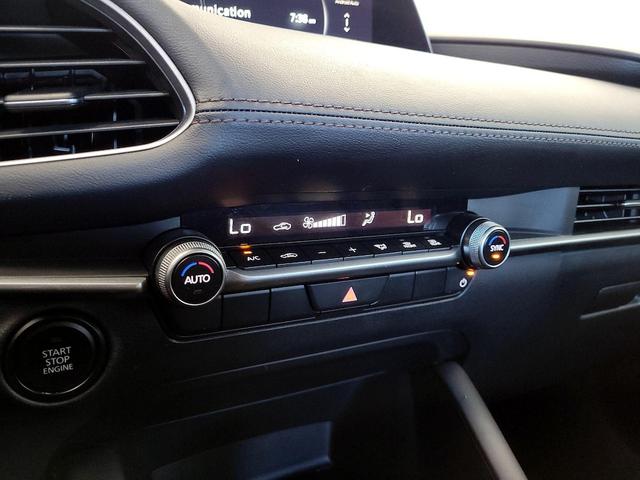 Photo of 2025 Gray Mazda Mazda3