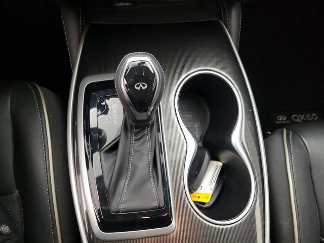 Photo of 2020 Black INFINITI QX60