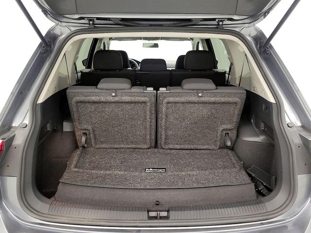 Photo of 2021 Gray Volkswagen Tiguan