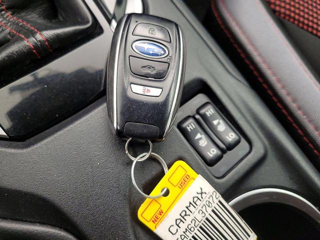 Photo of 2020 White Subaru Impreza