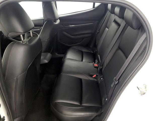 Photo of 2019 White Mazda Mazda3