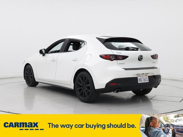 Photo of 2019 White Mazda Mazda3