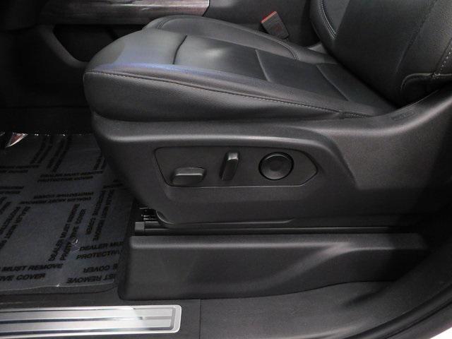 Photo of 2023 Iridescent Pearl Tricoat Chevrolet Silverado 1500