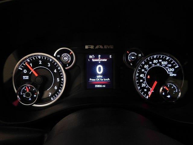 Photo of 2023 Diamond Black Crystal Pearlcoat RAM 1500