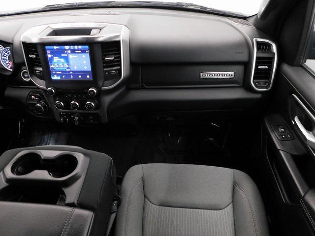 Photo of 2023 Diamond Black Crystal Pearlcoat RAM 1500