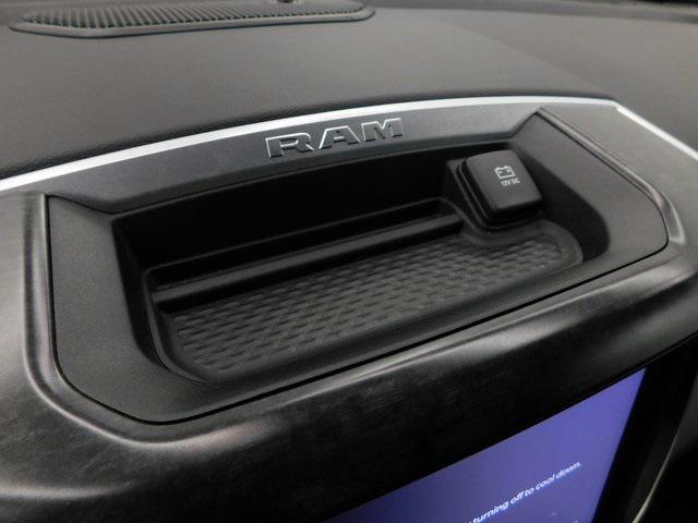 Photo of 2023 Diamond Black Crystal Pearlcoat RAM 1500