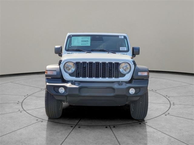 Photo of 2025 Bright White Clearcoat Jeep Wrangler