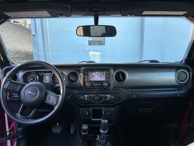Photo of 2021 Tuscadero Pearlcoat Jeep Wrangler