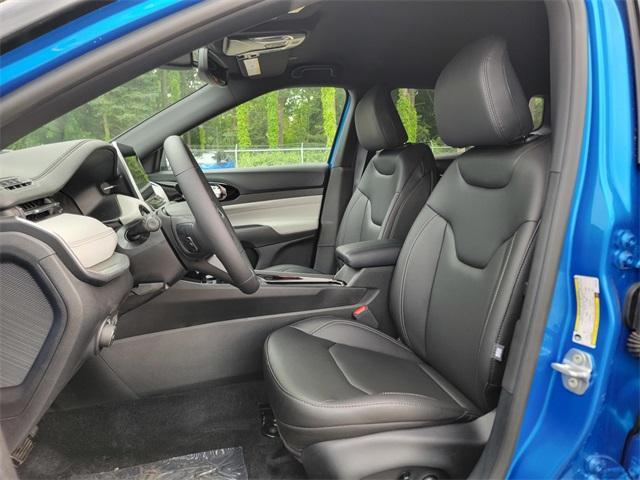 Photo of 2025 Hydro Blue Pearl Jeep Compass