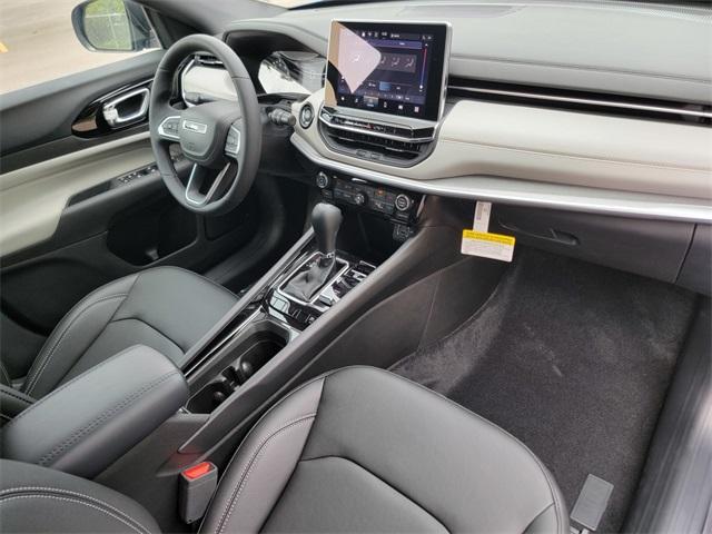 Photo of 2025 Hydro Blue Pearl Jeep Compass