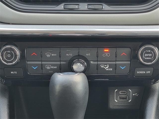 Photo of 2022 Diamond Black Jeep Compass