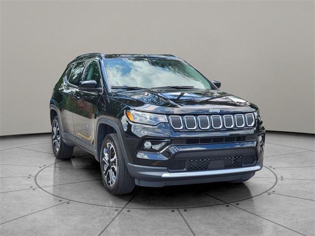 Photo of 2022 Diamond Black Jeep Compass