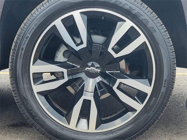 Photo of 2018 Tungsten Metallic Chevrolet Tahoe