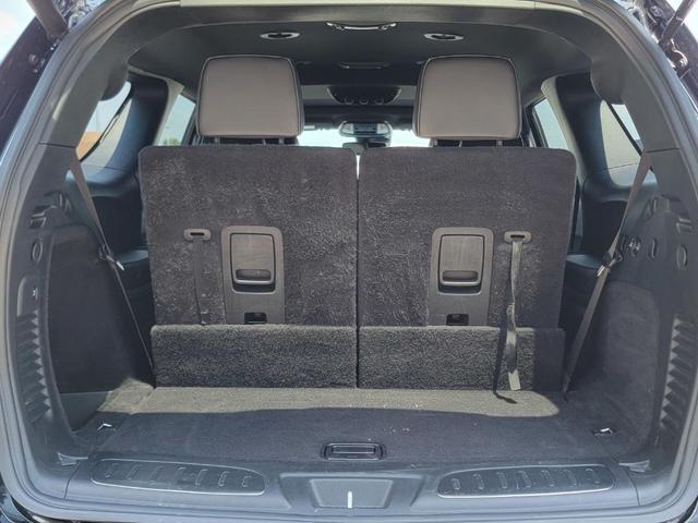 Photo of 2022 DB Black Clearcoat Dodge Durango