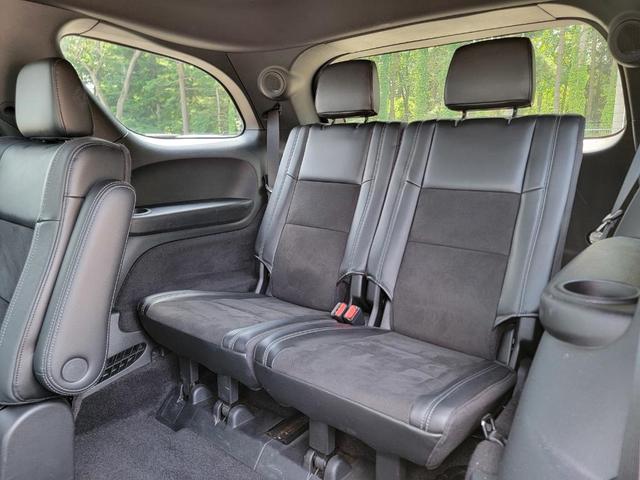 Photo of 2022 DB Black Clearcoat Dodge Durango