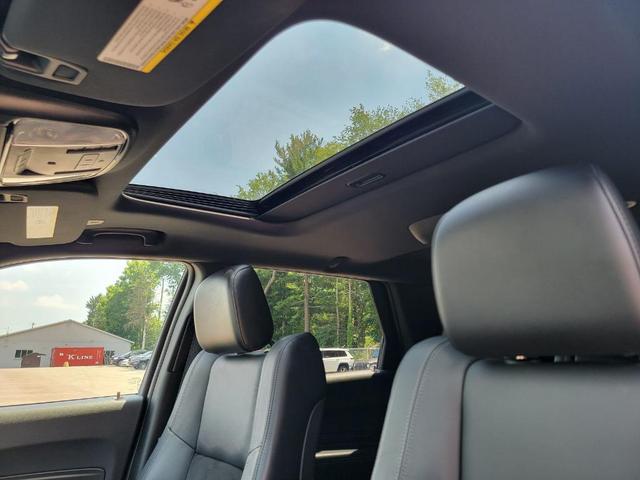 Photo of 2022 DB Black Clearcoat Dodge Durango