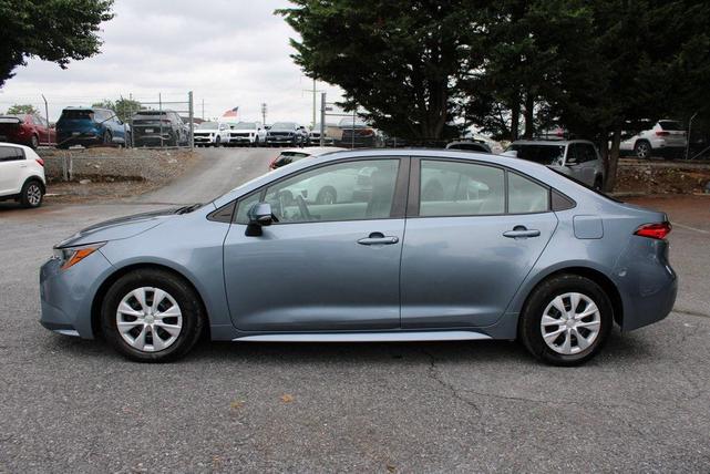 Photo of 2020 Celestite Toyota Corolla