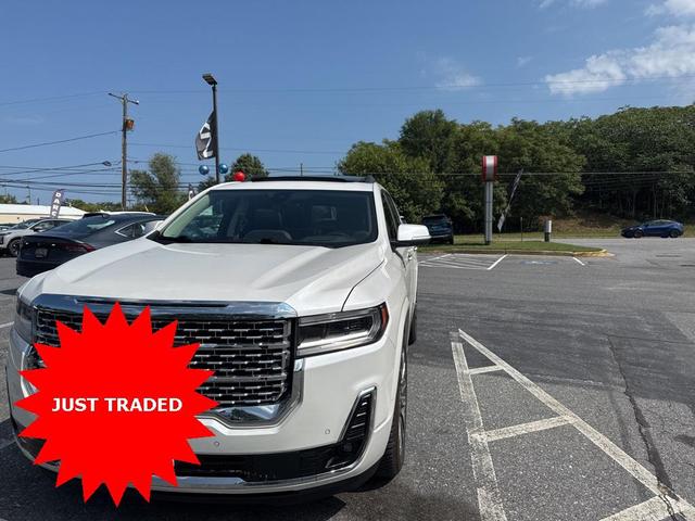 Photo of 2021 White Frost Tricoat GMC Acadia