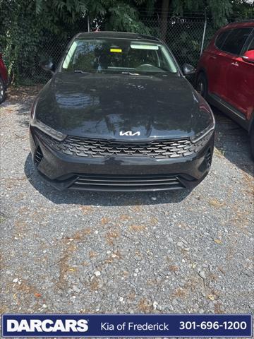Photo of 2022 Ebony Black Kia K5