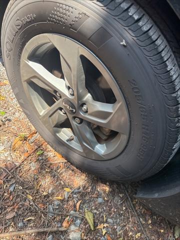 Photo of 2022 Ebony Black Kia K5