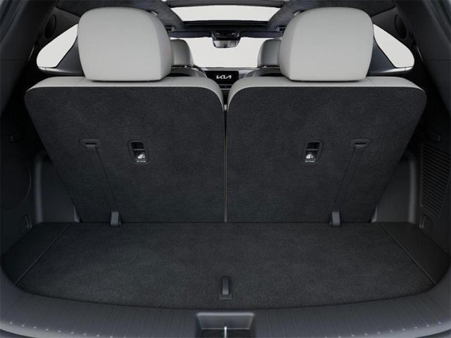 Photo of 2025 Snow White Pearl Kia Sorento Hybrid