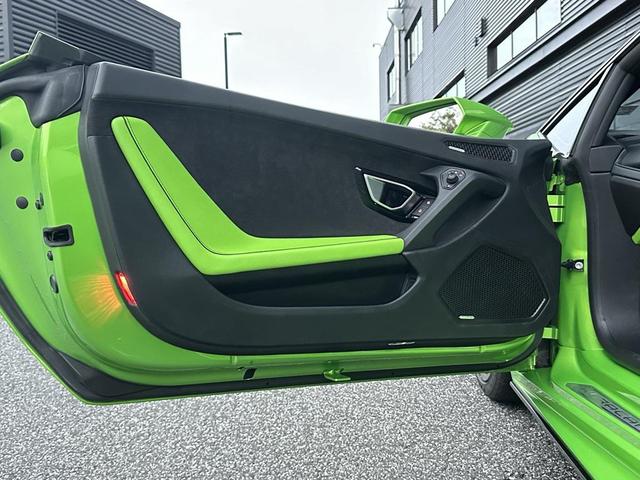 Photo of 2021 Verde Selvans Pearl Lamborghini Huracan EVO