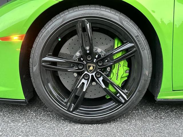 Photo of 2021 Verde Selvans Pearl Lamborghini Huracan EVO