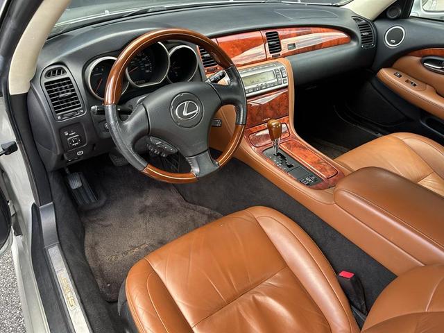 Photo of 2005 Millennium Silver Metallic Lexus SC 430