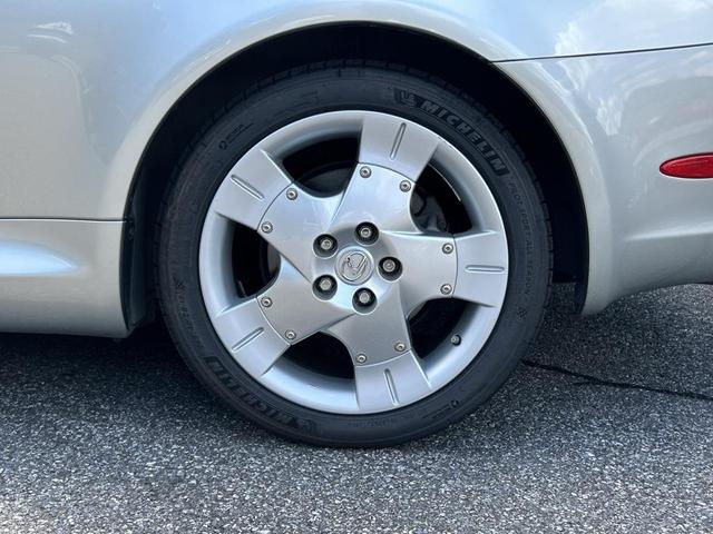 Photo of 2005 Millennium Silver Metallic Lexus SC 430