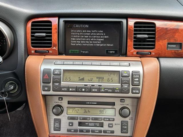Photo of 2005 Millennium Silver Metallic Lexus SC 430