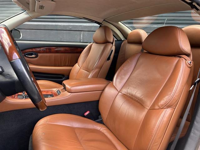 Photo of 2005 Millennium Silver Metallic Lexus SC 430