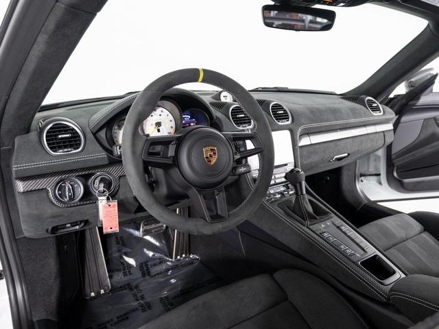 Photo of 2023 White Porsche 718 Cayman