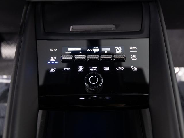 Photo of 2024 Black Porsche Macan