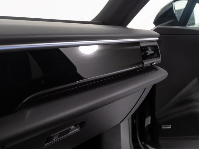 Photo of 2024 Black Porsche Macan