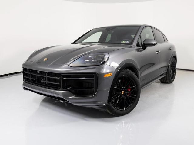 Photo of 2025 Quartzite Grey Metallic Porsche Cayenne