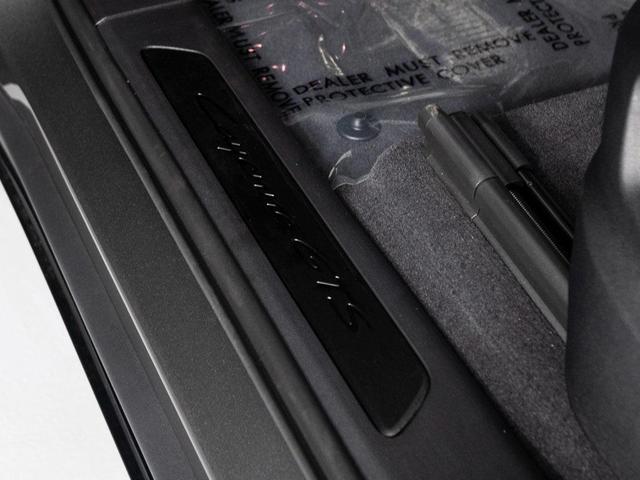 Photo of 2025 Quartzite Grey Metallic Porsche Cayenne
